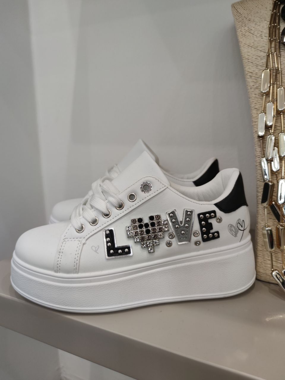 Sneakers love