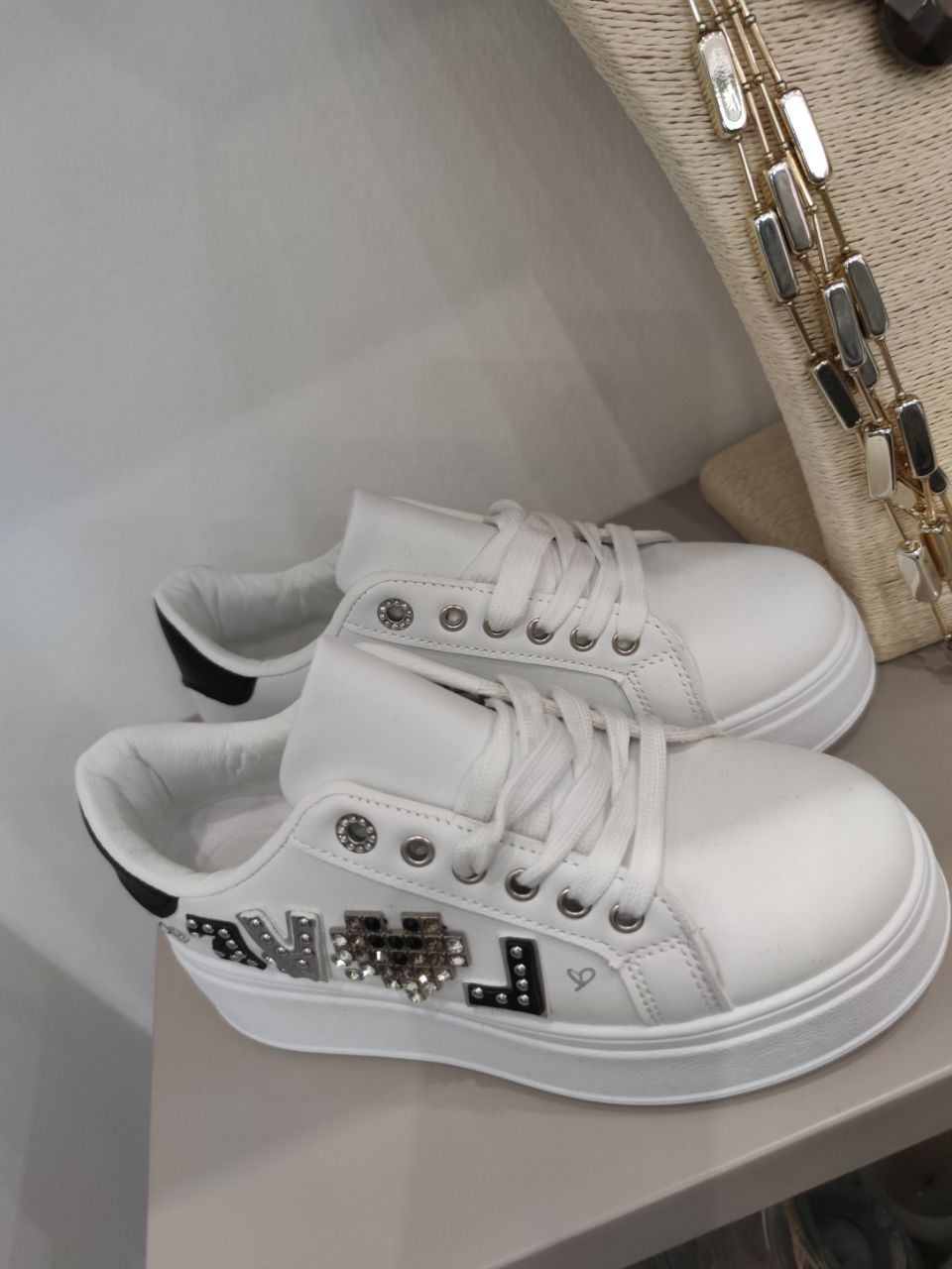 Sneakers love
